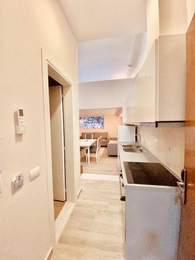 Flor’s Villas Durrës Exteriör bild